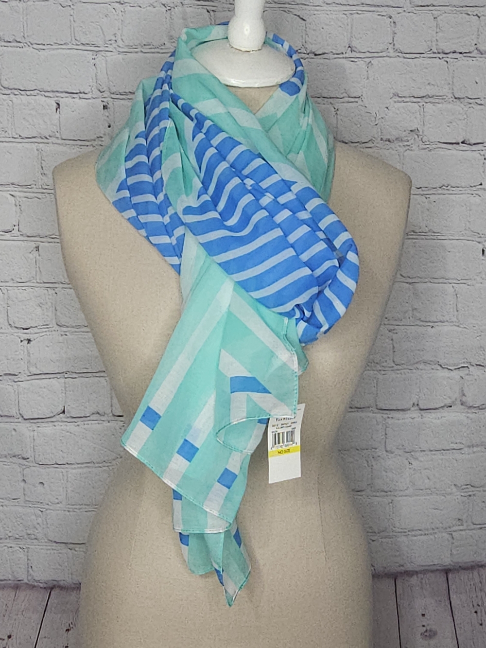 Van Heusen NWT Scarves & Wraps